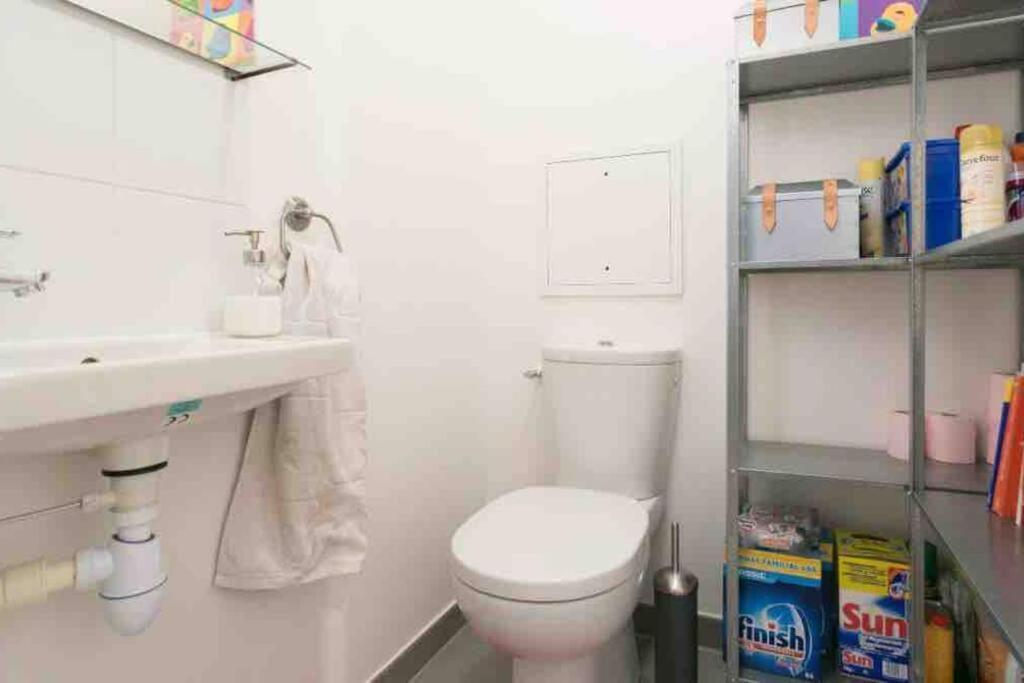 Cozy & Quiet Getaway Just 300M From Paris With Free Private Parking Apartment Gentilly Exterior foto
