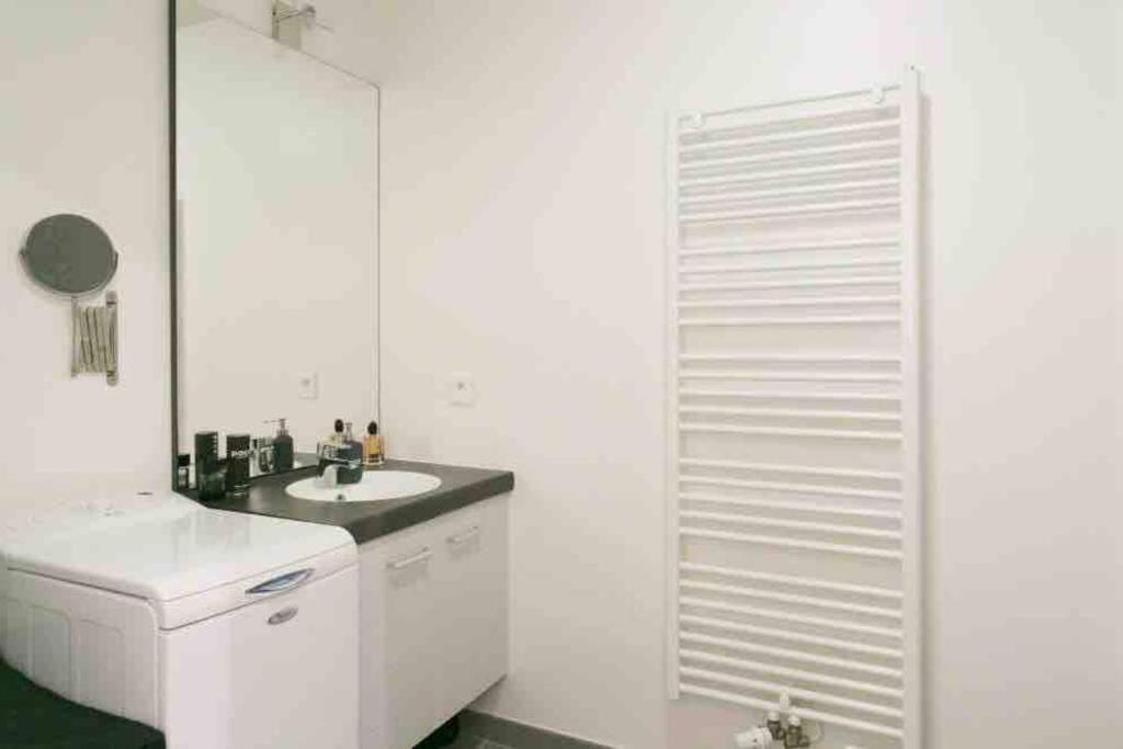 Cozy & Quiet Getaway Just 300M From Paris With Free Private Parking Apartment Gentilly Exterior foto