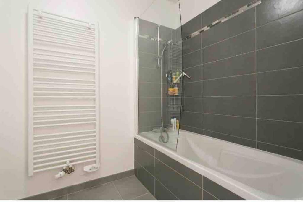 Cozy & Quiet Getaway Just 300M From Paris With Free Private Parking Apartment Gentilly Exterior foto
